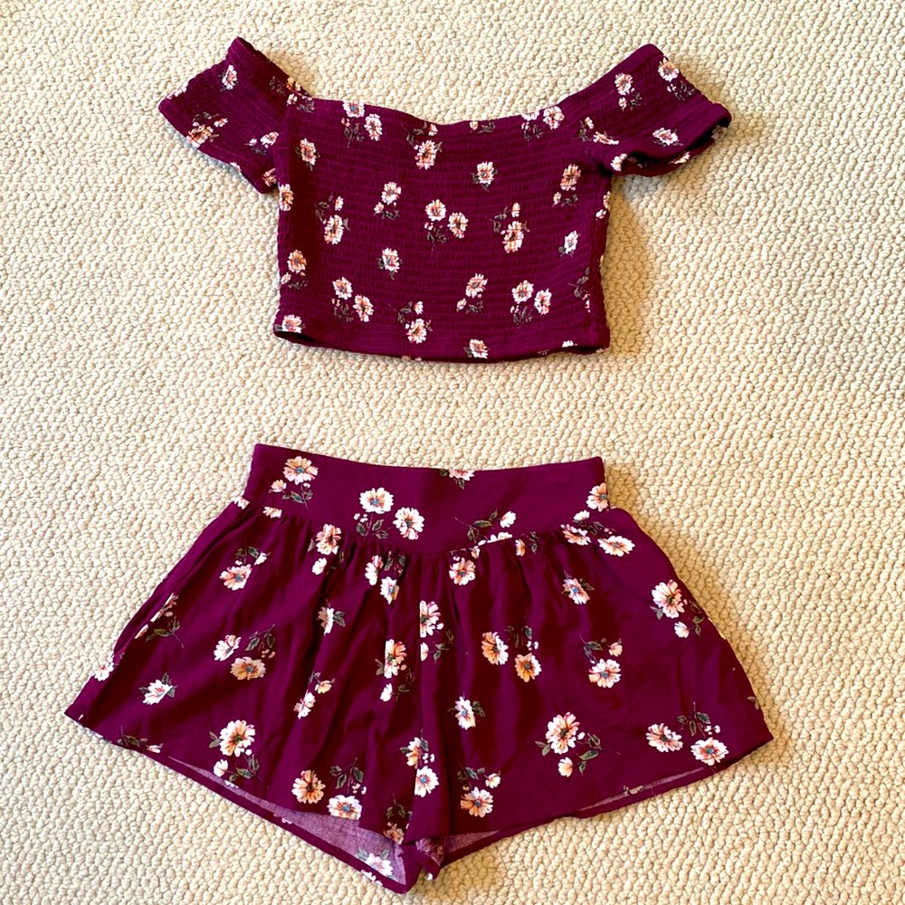 Forever 21 Size small off the shoulder cropped  top and matching shorts.